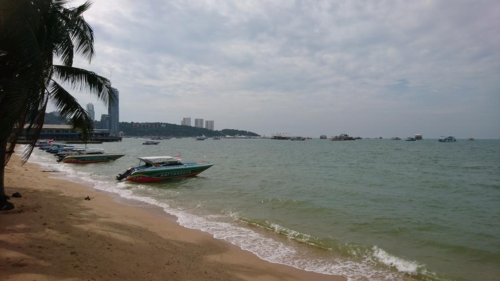 Le Cafe Royale Hotel Pattaya ภายนอก รูปภาพ