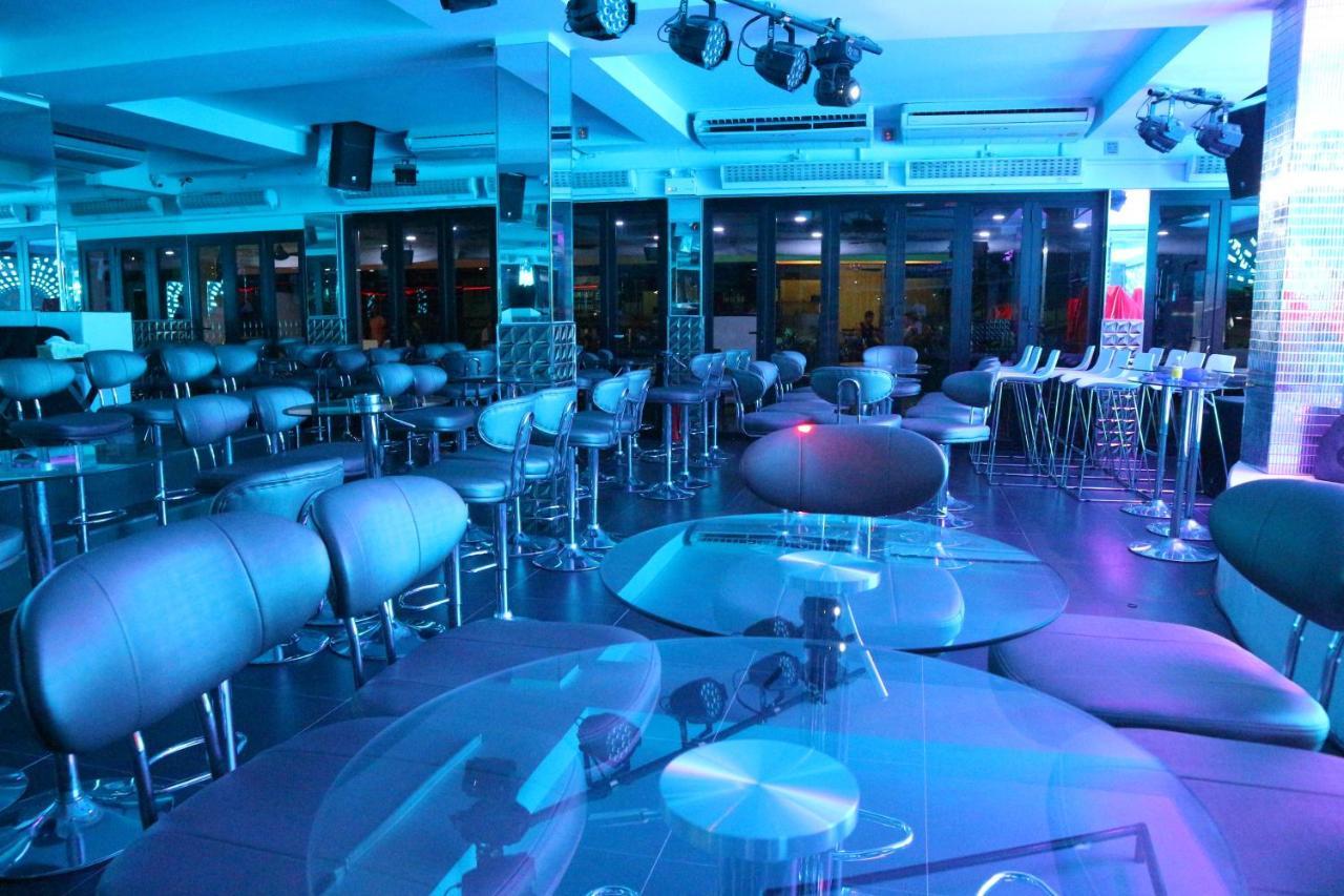 Le Cafe Royale Hotel Pattaya ภายนอก รูปภาพ
